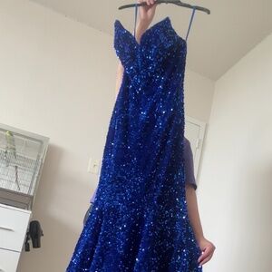 Royal Blue Sequin Evening Gown – Formal Prom/Party Dress